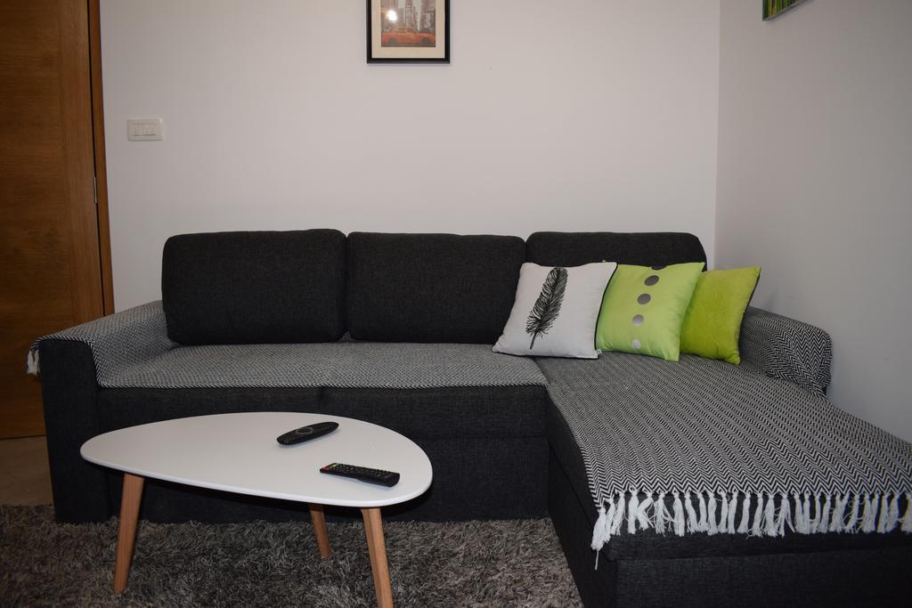 Apartment Fini Tivat Bagian luar foto