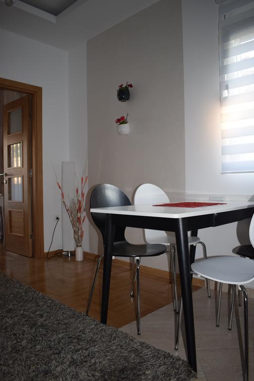 Apartment Fini Tivat Bagian luar foto